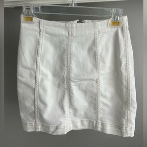 Free People skirt, off-white color, size unknown (presumably small)